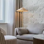 Heritage Kastelet Отель Тучепи