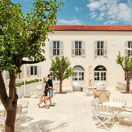 Heritage Kastelet 4*