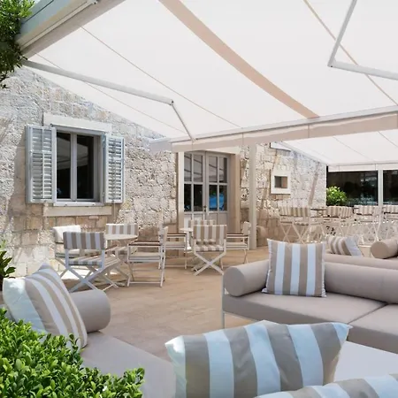 Heritage Kastelet Hotel 4*