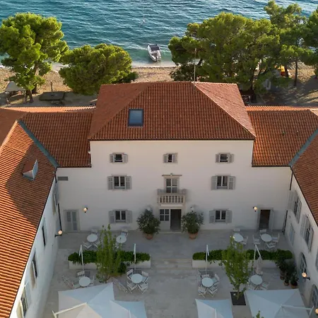 Отель Heritage Kastelet 4*
