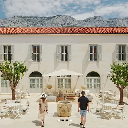 Heritage Kastelet Tučepi