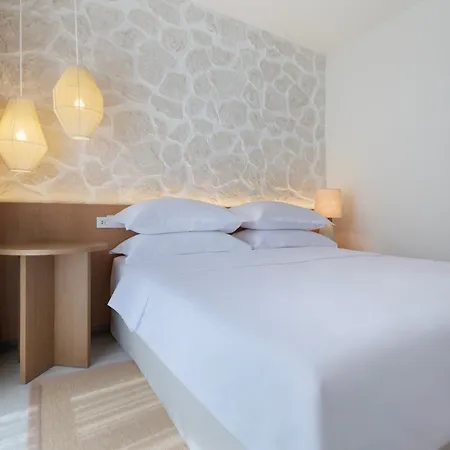 Heritage Kastelet 4*