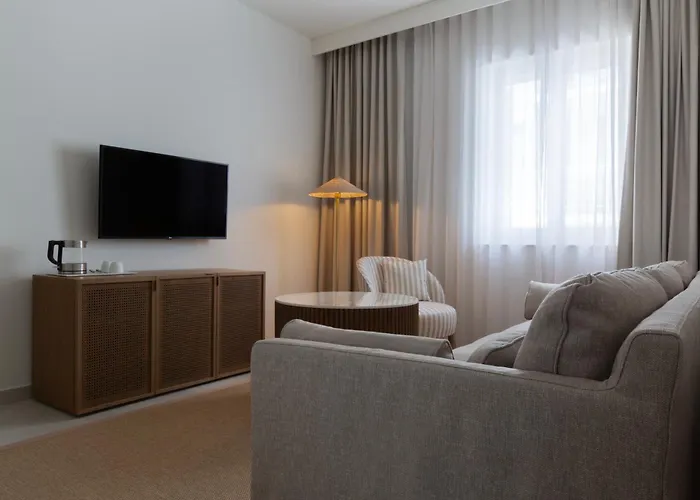 Heritage Kastelet Hotel 4*